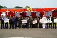 Wakil Wali Kota Padang Maigus Nasir bersama para pemenang Padang Rancak Award 2026 dan pemenang kategori lainnya. (Foto: Pemko Padang)
