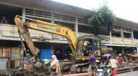 Pemko Padang merehabilitasi drainase dan trotoar Pasar Raya serta menata Jalan Samudera. (Foto: Pemko Padang)