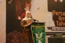Kepala Dinas Kesehatan Kota Padang Srikurnia Yati memberikan sambutan saat Pertemuan Ilmiah Tahunan (PIT) 2026 yang digelar IDI Padang di ZHM Premiere Hotel Padang, Sabtu (31/10/2026). (Foto: Pemko Padang)