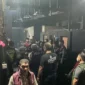 Polda Sumbar merazia belasan tempat hiburan malam di Padang, Sabtu (24/10/2026) malam. (Foto: Polda Sumbar)