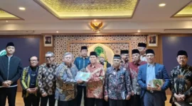 Sekretaris Kemenpar RI, Bayu Aji seusai menggelar silaturahim dengan Dewan Pimpinan MUI di Kantor MUI Pusat, Menteng, Jakarta Pusat, Selasa (13/10/2026). (Foto: Sadam/MUI Digital)