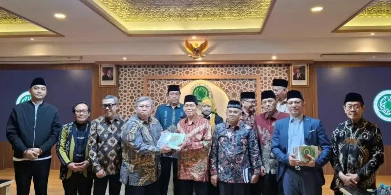 Sekretaris Kemenpar RI, Bayu Aji seusai menggelar silaturahim dengan Dewan Pimpinan MUI di Kantor MUI Pusat, Menteng, Jakarta Pusat, Selasa (13/10/2026). (Foto: Sadam/MUI Digital)