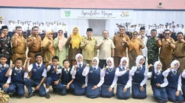 Wakil Wali Kota Padang Maigus Nasir menghadiri penutupan Porsematik 32 SMPN 32 Padang, Senin (5/10/2026). (Foto: Pemko Padang)