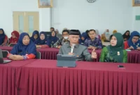 Gubernur Mahyeldi saat mengikuti pembukaan penilaian akreditasi RSUD Mohammad Natsir secara daring, Kamis (15/10/2026). (Foto: Adpsb)