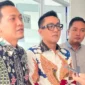 Ketua Komisi II DPRD Kota Padang Rachmad Wijaya saat diwawancarai awak media usai rapat kerja bersama PT Pertamina Patra Niaga dan Dinas Perdagangan Kota Padang, Rabu (14/10/2026). (Foto: Istimewa)