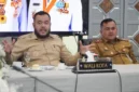 Wali Kota Padang Fadly Amran memimpin rapat koordinasi persiapan Diplomatic Dinner Bajamba di Gedung Putih, Rumah Dinas Wali Kota Padang, Senin (19/10/2026). (Foto: Pemko Padang)