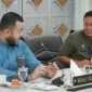 Wali Kota Padang Fadly Amran saat memimpin rapat Smart City bersama pimpinan OPD Pemko Padang di Gedung Putih, Rumah Dinas Wali Kota, Jumat (9/10/2026). (Foto: Pemko Padang)