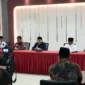 Wakil Wali Kota Padang Maigus Nasir memimpin rapat evaluasi MTQ Nasional ke-42 tingkat Kota Padang, di Aula Kantor Dinas Kesehatan Padang, Selasa (13/10/2026). (Foto: Pemko Padang)