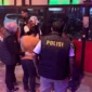 Satresnarkoba Polres Limapuluh Kota menggelar razia di tempat hiburan malam di Kecamatan Guguak, Kabupaten Lima Puluh Kota, Kamis (8/10/2026) malam. (Foto: Polda Sumbar)