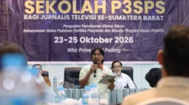 KPID Sumbar membekali jurnalis televisi etika peliputan bencana, verifikasi informasi, perlindungan korban, dan pemahaman P3SPS. (Foto: IJTI Sumbar)