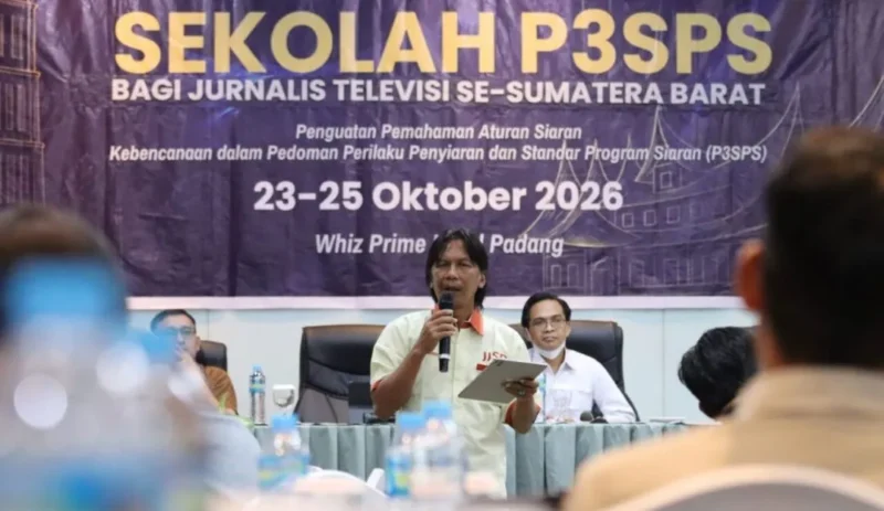 KPID Sumbar membekali jurnalis televisi etika peliputan bencana, verifikasi informasi, perlindungan korban, dan pemahaman P3SPS. (Foto: IJTI Sumbar)