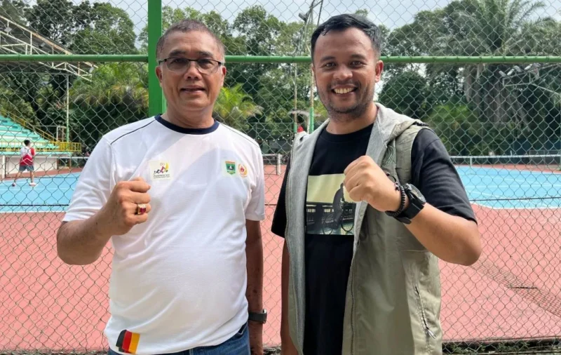 Sekretaris Daerah Kota Payakumbuh Rida Ananda (kiri) mengatakan pemerintah daerah siap menjadi tuan rumah Porprov Sumbar 2028. (Foto: MC Payakumbuh)