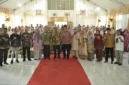Gubernur Sumbar Mahyeldi saat menghadiri Seminar Nasional dalam rangka peringatan 100 tahun Institut Nasional Sjafei (INS) Kayutanam, Kabupaten Padang Pariaman, Sabtu (31/10/2026). (Foto: Adpsb)