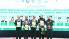 Wali Kota Padang Fadly Amran menghadiri Seminar Nasional dan Kongres Tahunan APTFI di The ZHM Premiere Padang, Jumat (9/10/2026). (Foto: Pemko Padang)