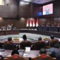 Suasana sidang pengucapan putusan sengketa Perselisihan Hasil Pemilihan Umum Presiden dan Wakil Presiden di Ruang Sidang MK, Selasa (6/10). (Foto Humas/Ifa)