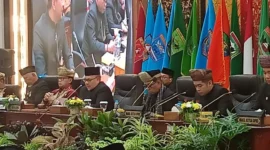 Sidang paripurna peringatan Hari Jadi Sumbar ke-81 Sumbar. (Foto: Ist)