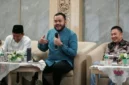 Wali Kota Padang Fadly Amran saat temu ramah dengan para pelaku usaha sektor gastronomi di Pangeran Beach Hotel, Jumat (9/10/2026). (Foto: Pemko Padang)