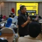 Wakil Ketua DPRD Sumbar, Iqra Chissa saat sosialisasi Perda Sumbar Nomor 17 Tahun 2018. (Foto: Ist)