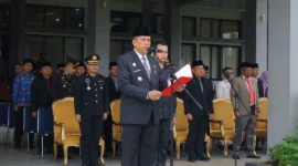 Wakil Wali Kota Payakumbuh Elzadaswarman bertindak sebagai inspektur upacara peringatan Hari Kesaktian Pancasila 2026 di halaman Kantor Wali Kota Payakumbuh, Kamis (1/10/2026). (Foto: MC Payakumbuh)