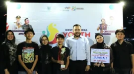 Wali Kota Padang, Fadly Amran menghadiri puncak West Sumatera Youth Fest (WSYF) 2026 di kawasan Kota Tua Padang, Minggu (25/10/2026) malam. (Foto: Pemko Padang)