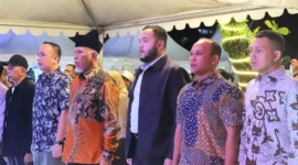 Wali Kota Padang Fadly Amran menghadiri malam puncak perhelatan West Sumatera Youth Fest (WSYF) 2026 di kawasan bersejarah Kota Tua Padang, Minggu (25/10/2026) malam. (Foto: Pemko Padang)