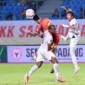 Sumsel United harus mengakui keunggulan Semen Padang FC dengan skor tipis 1-0 dalam lanjutan kompetisi Pegadaian Championship 2026/27 di Stadion Patriot Candra Bhaga, Bekasi, Jumat (30/10) malam. (Foto: ileague.id)